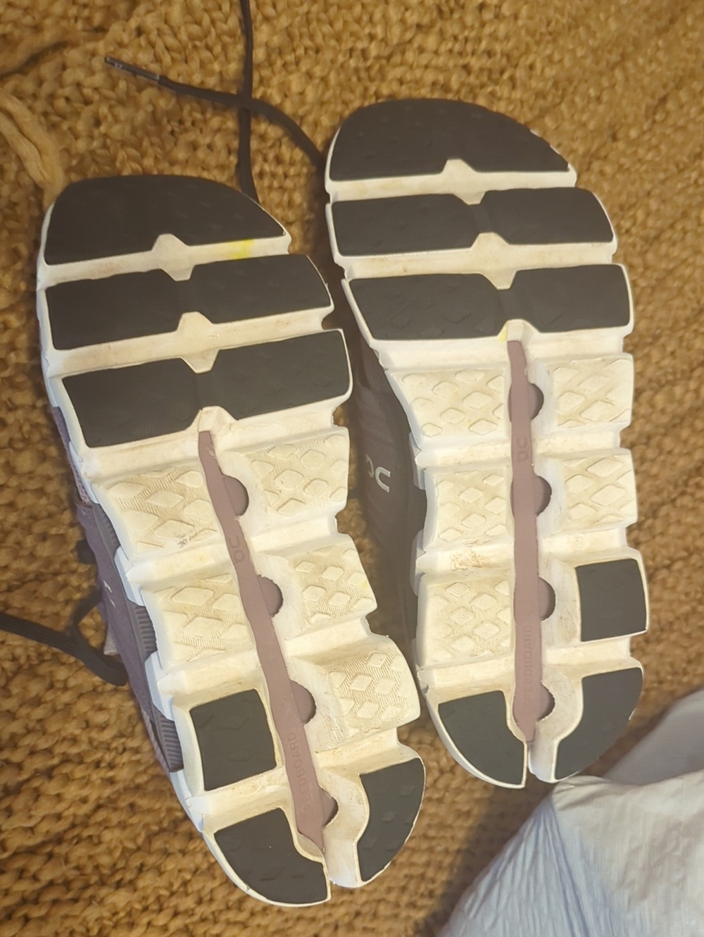 On Running Cloud Women's Sneakers — Dusty Mauve and Black - Picture 4 of 6